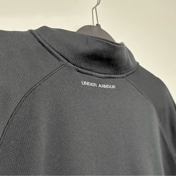 SALE! Under Armour Large Men’s Long Sleeve Lightweight Black Sweater - Picture 7 of 8